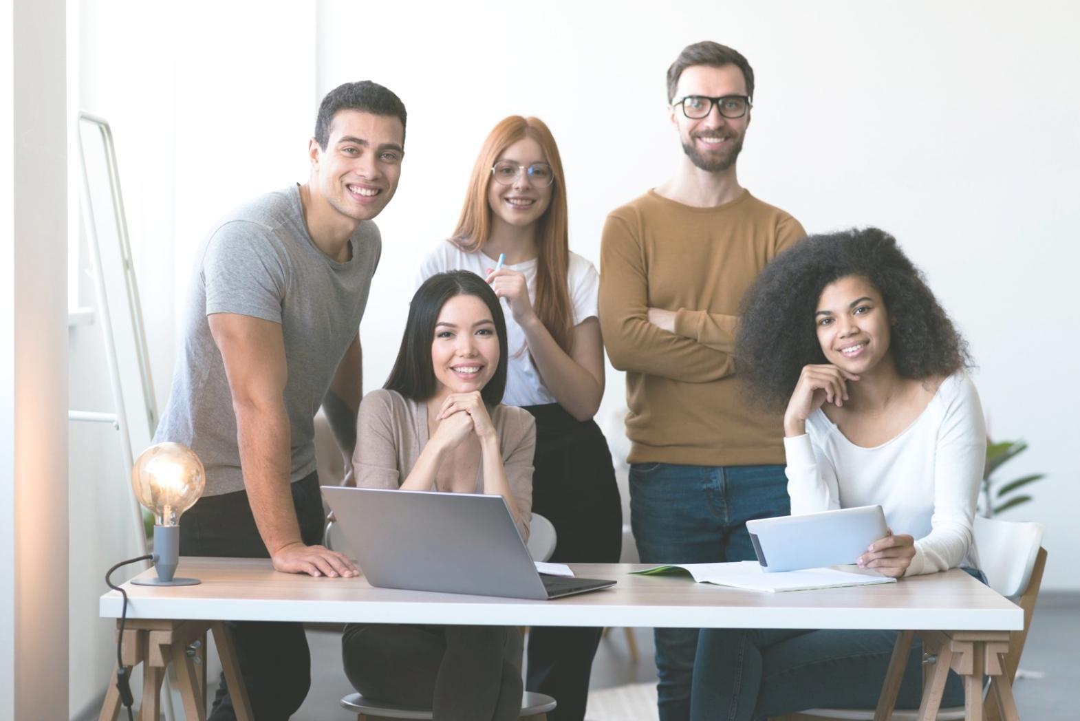 Análisis de tendencias financieras para 2025